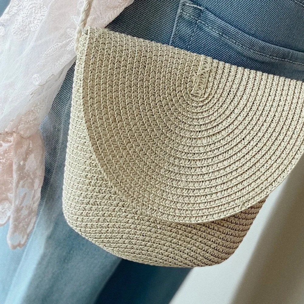 Woven Purse- cream - Picture 1 of 2